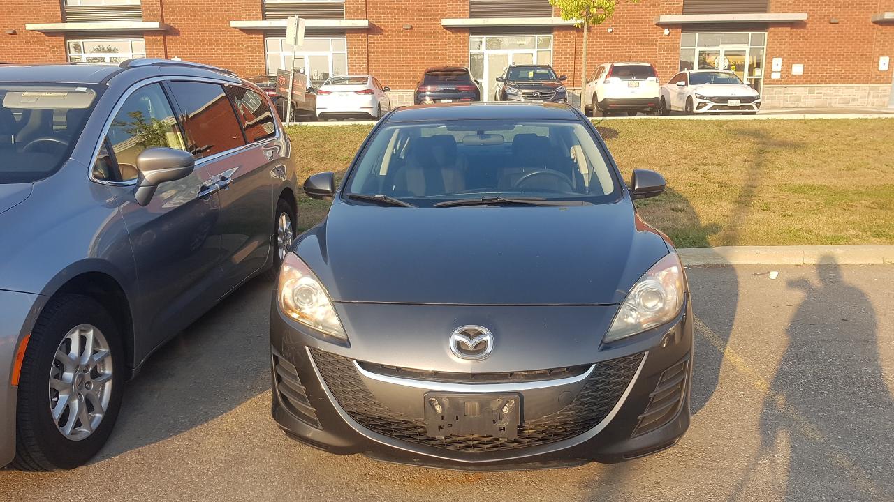 2010 Mazda MAZDA3 I      ONLY 57,000 KMS!! - Photo #2