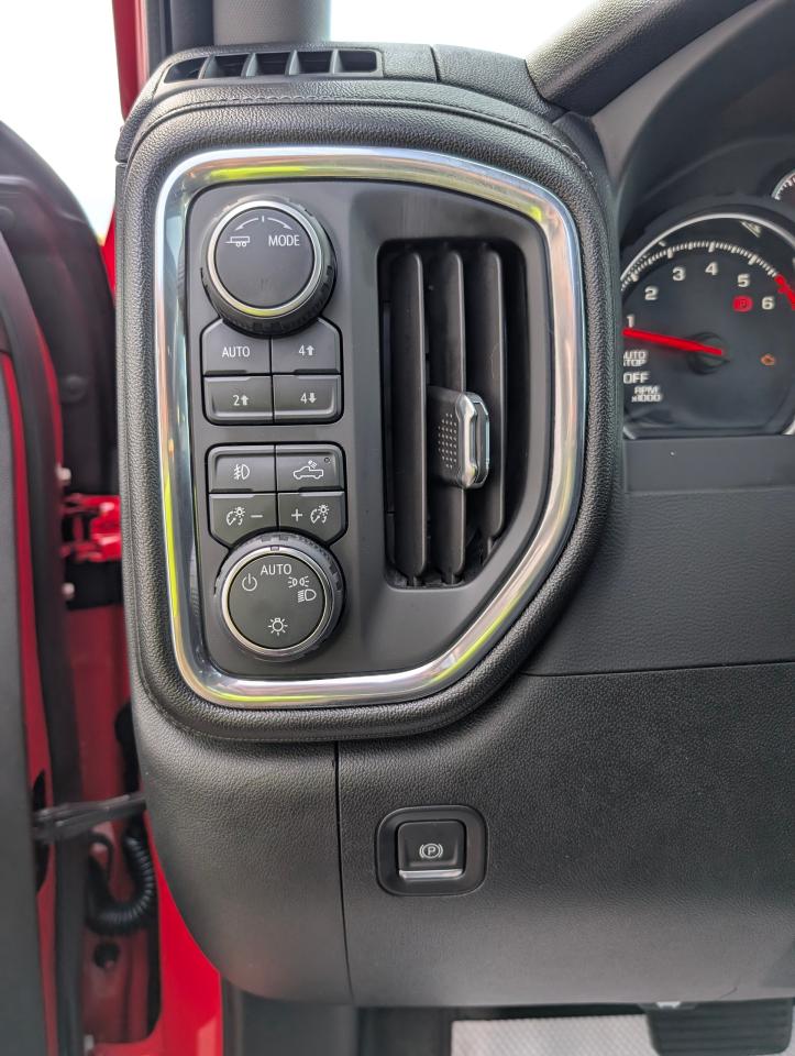 2020 Chevrolet Silverado 1500 LT Trail Boss Photo