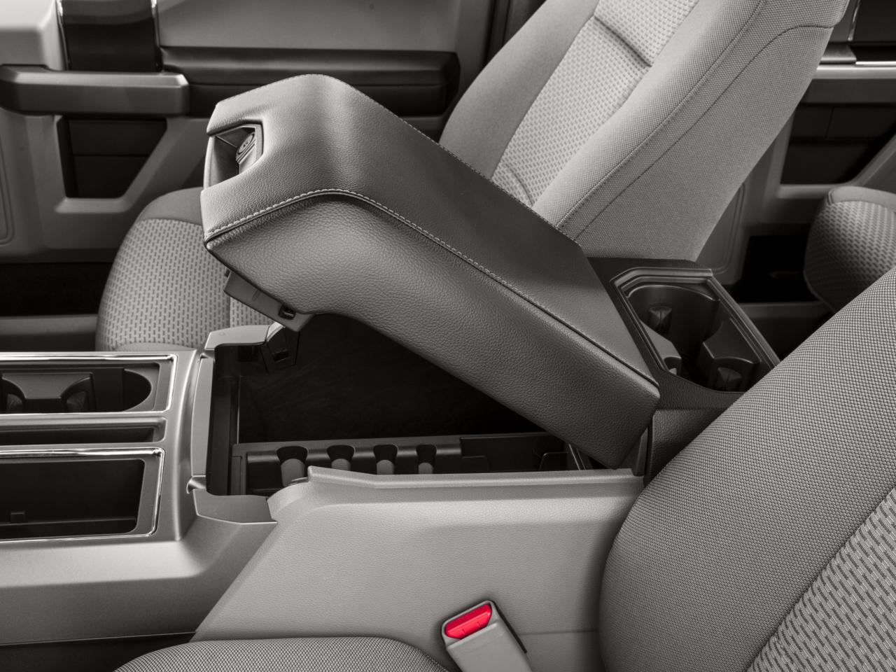 2016 Ford F-150 XLT Photo