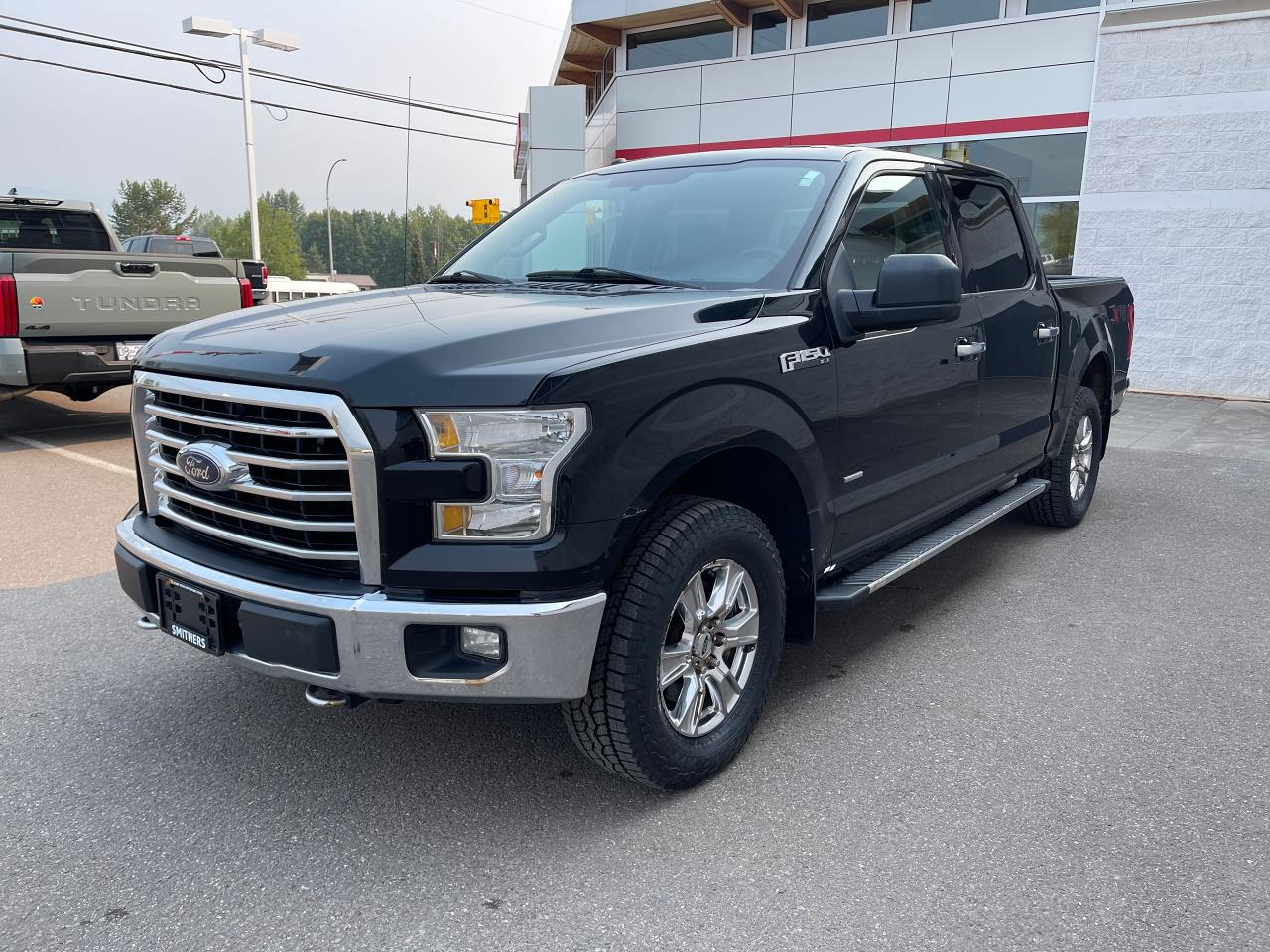 2016 Ford F-150 XLT Photo3