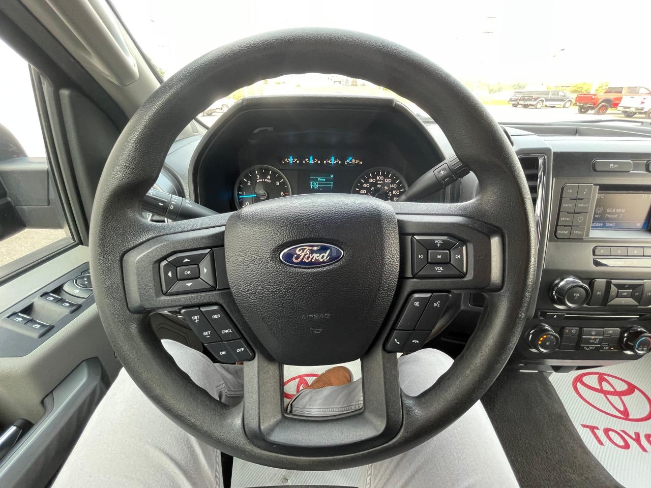 2016 Ford F-150 XLT Photo