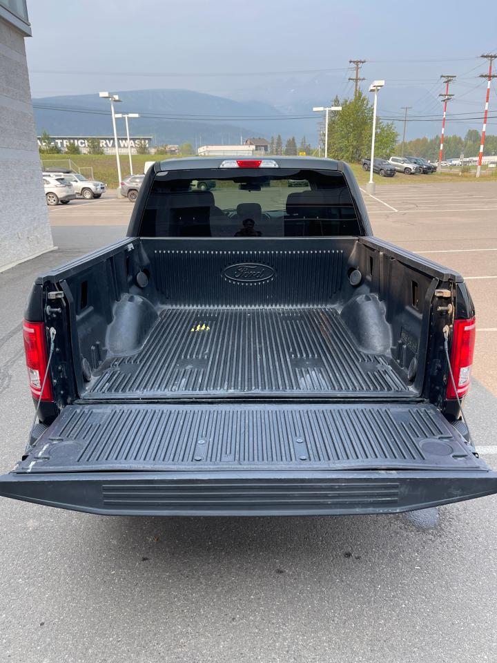2016 Ford F-150 XLT Photo