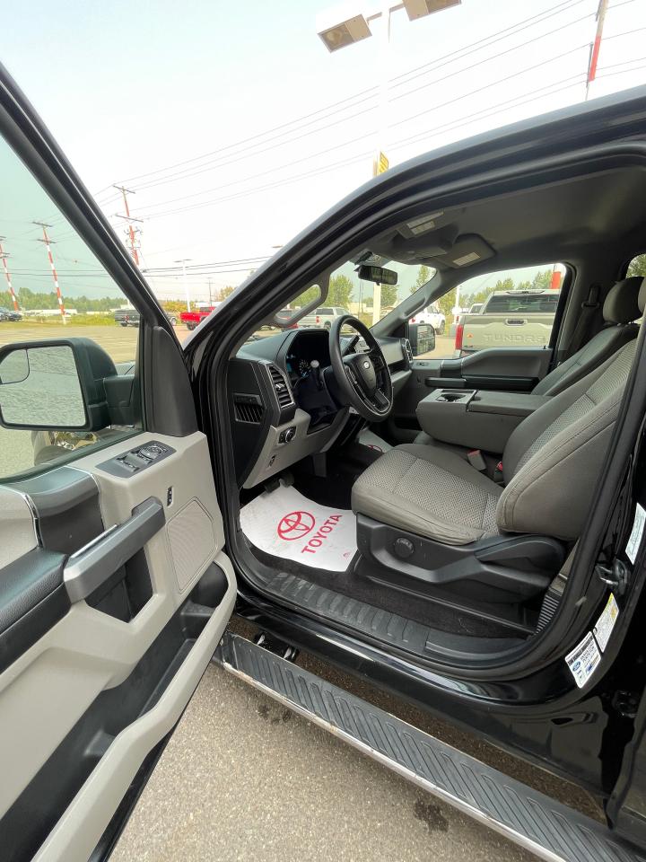 2016 Ford F-150 XLT Photo