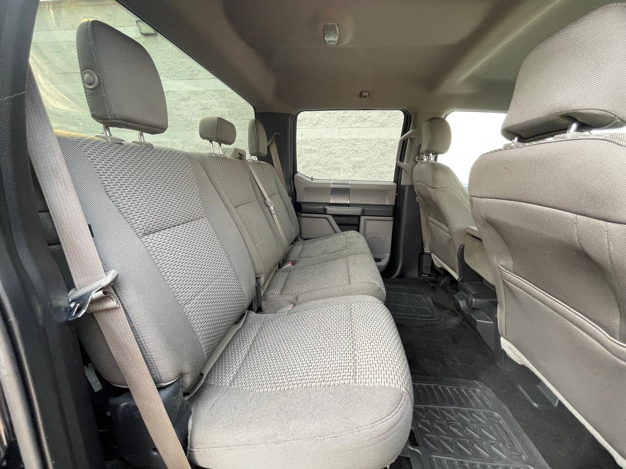 2016 Ford F-150 XLT Photo