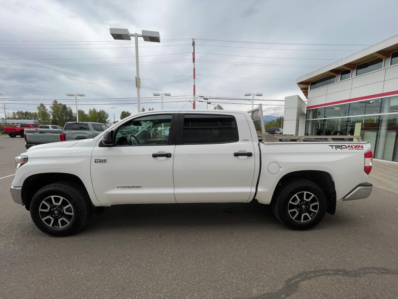 2020 Toyota Tundra TRD OFF ROAD Photo4