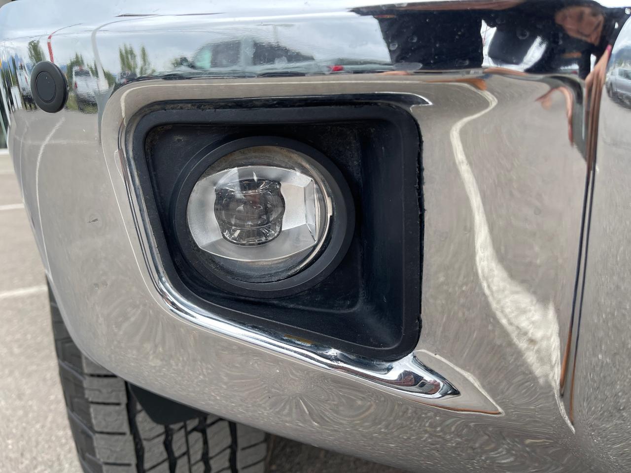 2020 Toyota Tundra TRD OFF ROAD Photo
