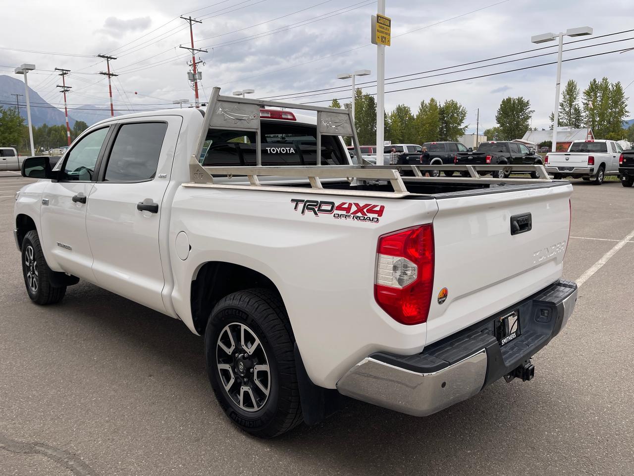 2020 Toyota Tundra TRD OFF ROAD Photo