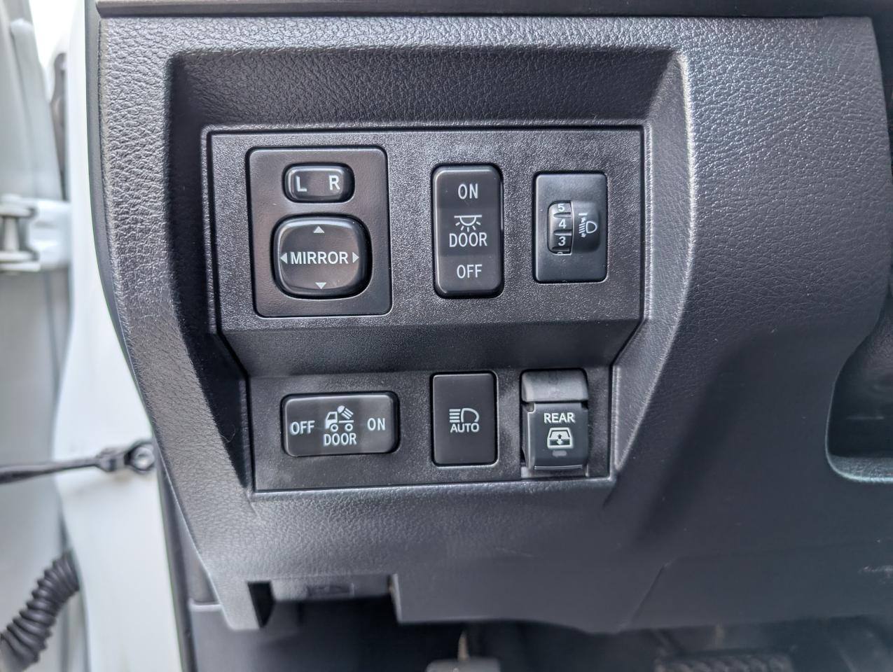 2019 Toyota Tundra TRD OFF ROAD Photo