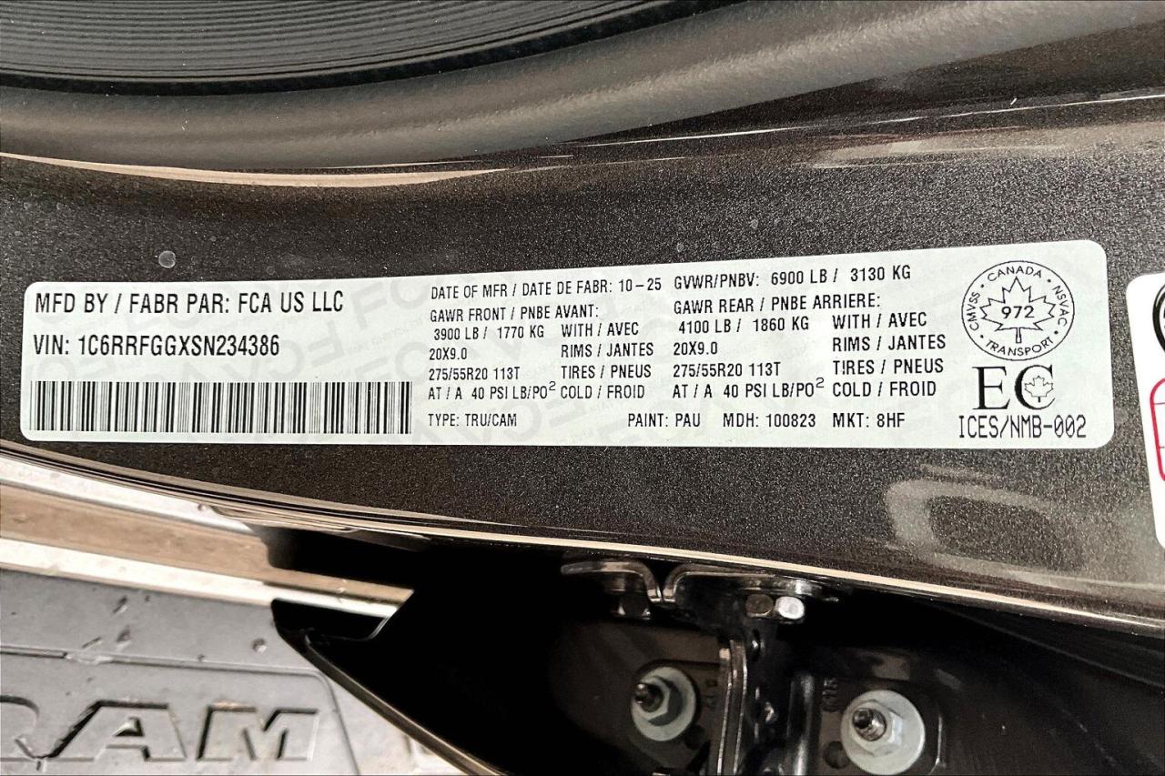 2025 RAM 1500 TRADESMAN CREW | Black Express Pkg | Carplay | V6 Photo