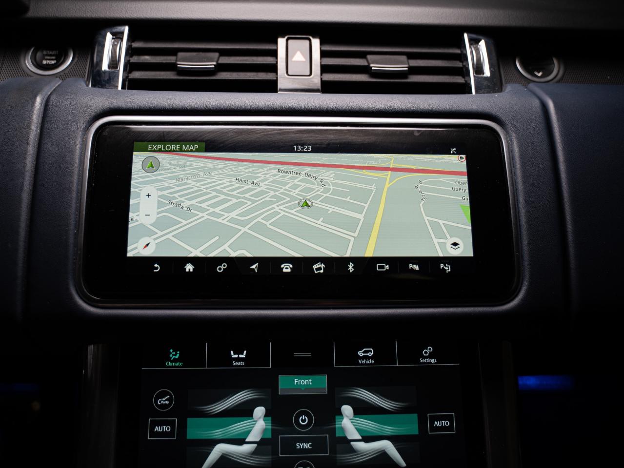 2022 Land Rover Range Rover Sport MHEV | HST | REAR ENTERTAINMENT | CARBON FIBRE PKG Photo