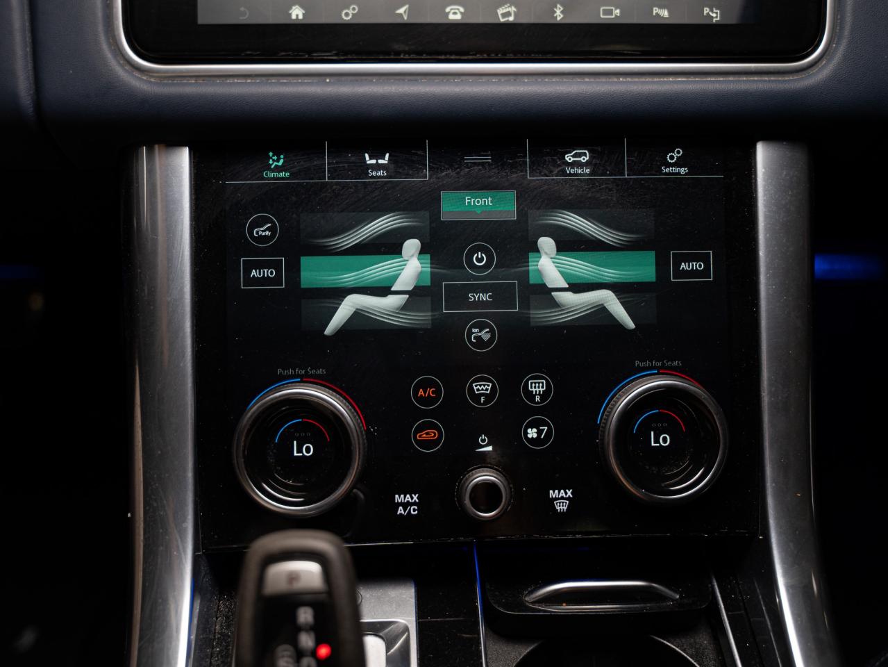 2022 Land Rover Range Rover Sport MHEV | HST | REAR ENTERTAINMENT | CARBON FIBRE PKG Photo