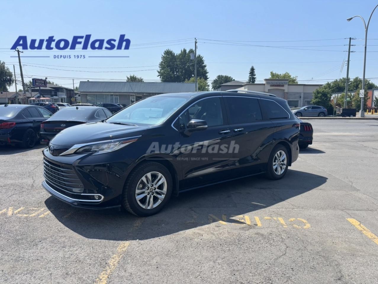 Used 2025 Toyota Sienna Limited AWD for sale in Saint-Hubert, QC