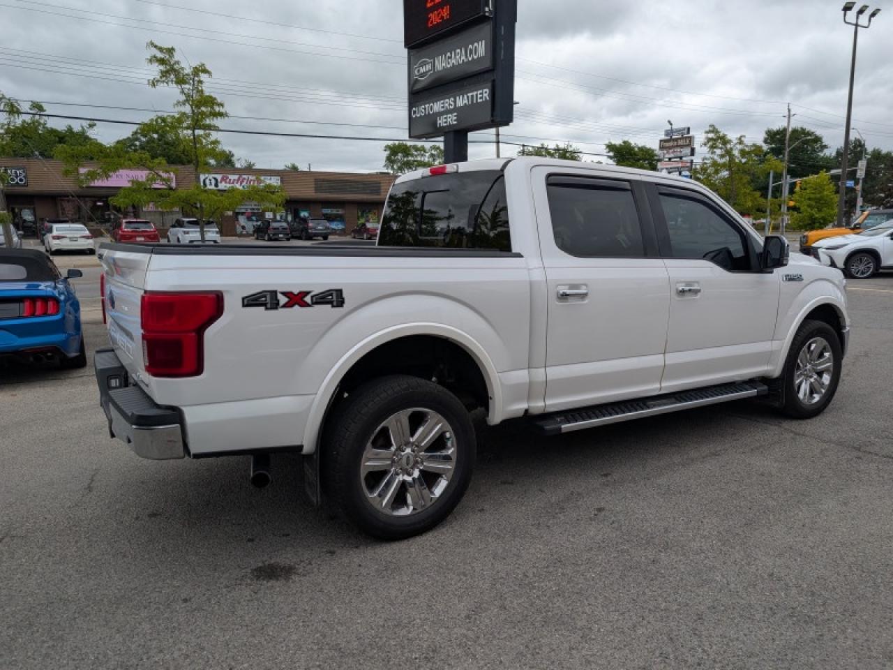 2018 Ford F-150 Lariat  **24 SERVICE RECORDS** Photo4