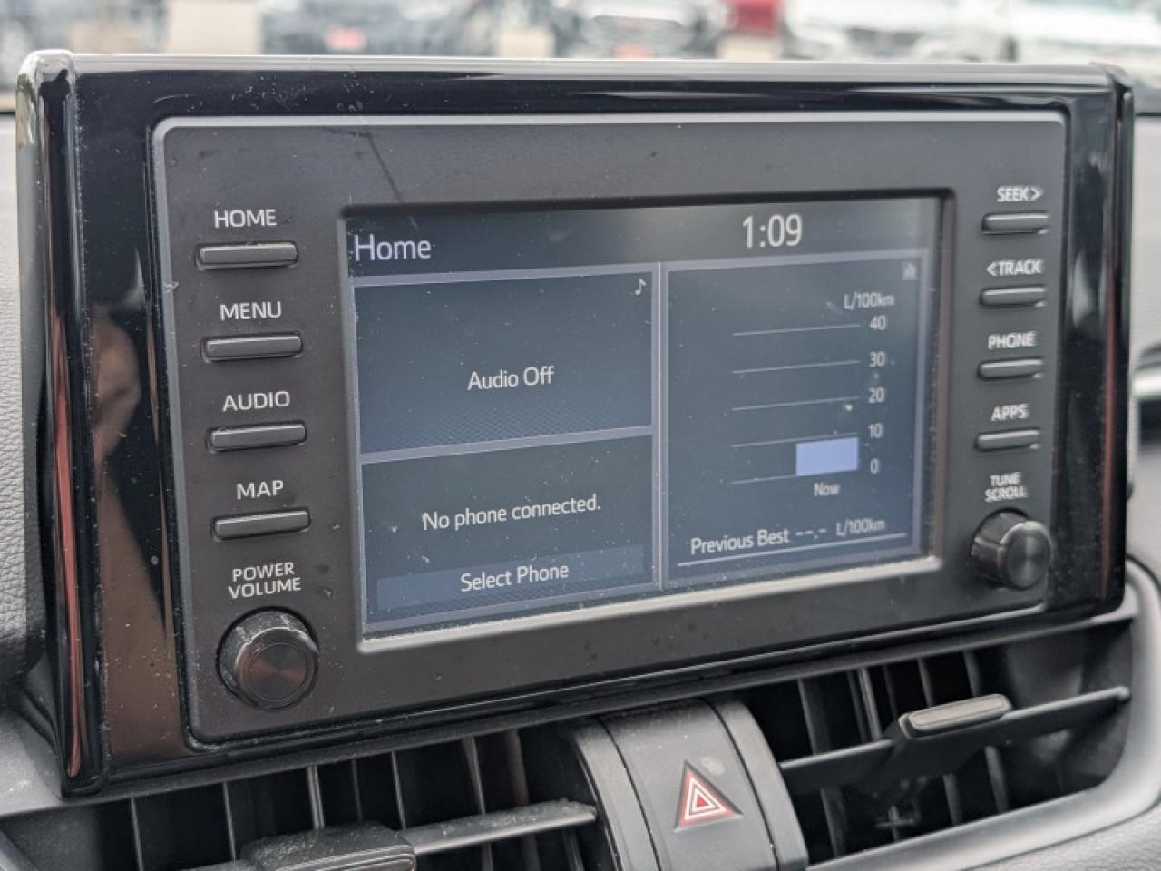 2021 Toyota RAV4 LE  **VERY CLEAN - 31 SERVICE RECORDS** Photo