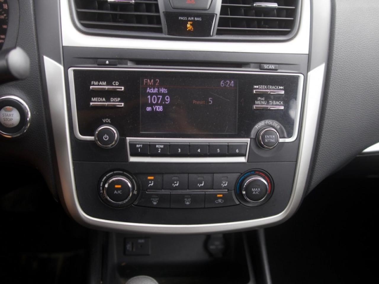 2018 Nissan Altima S  **CAM - BLUETOOTH - HTD SEATS** Photo