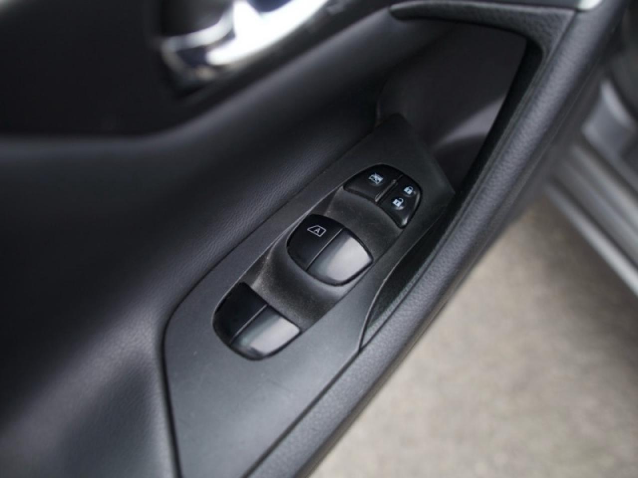 2018 Nissan Altima S  **CAM - BLUETOOTH - HTD SEATS** Photo