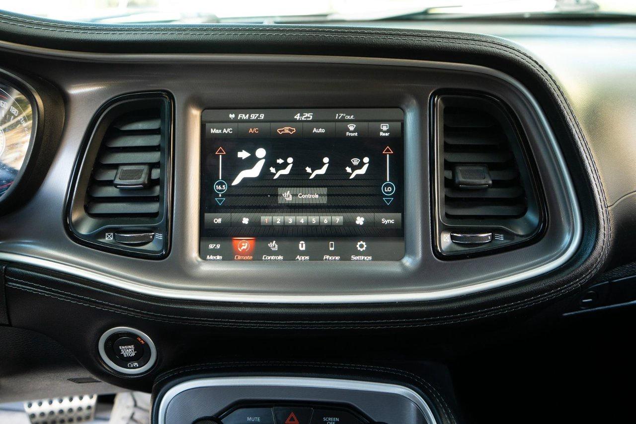 2021 Dodge Challenger GT AWD Photo