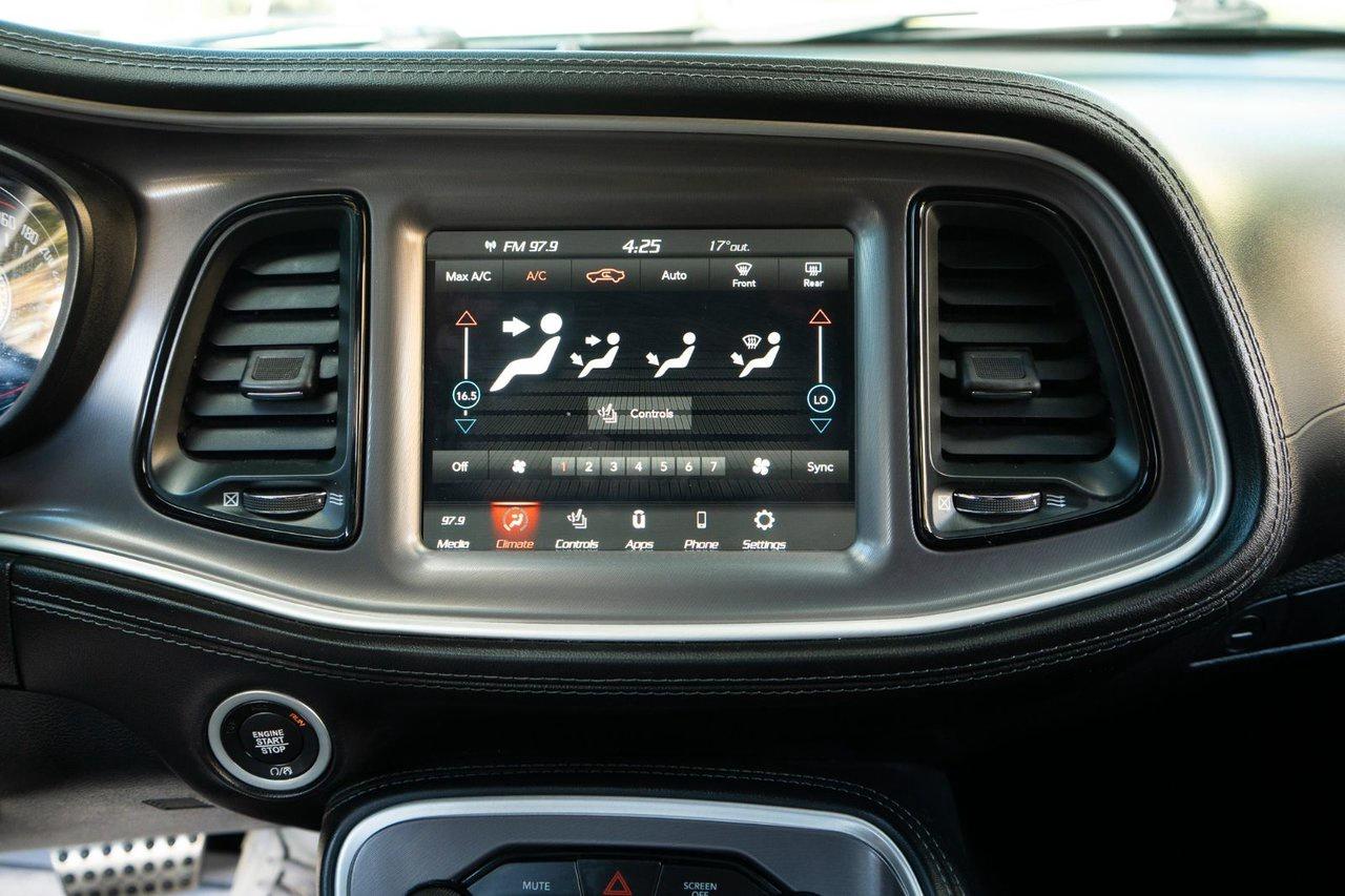 2021 Dodge Challenger GT AWD Photo