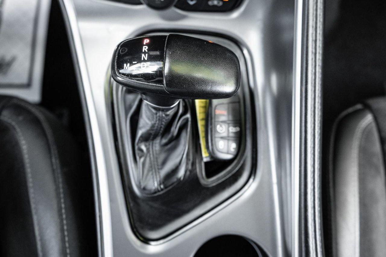 2021 Dodge Challenger GT AWD Photo