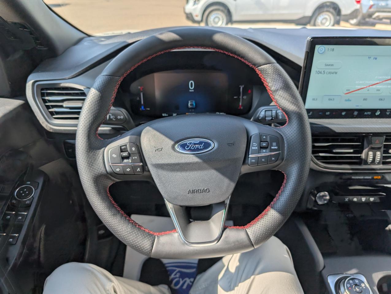 2025 Ford Escape ST-Line Photo5