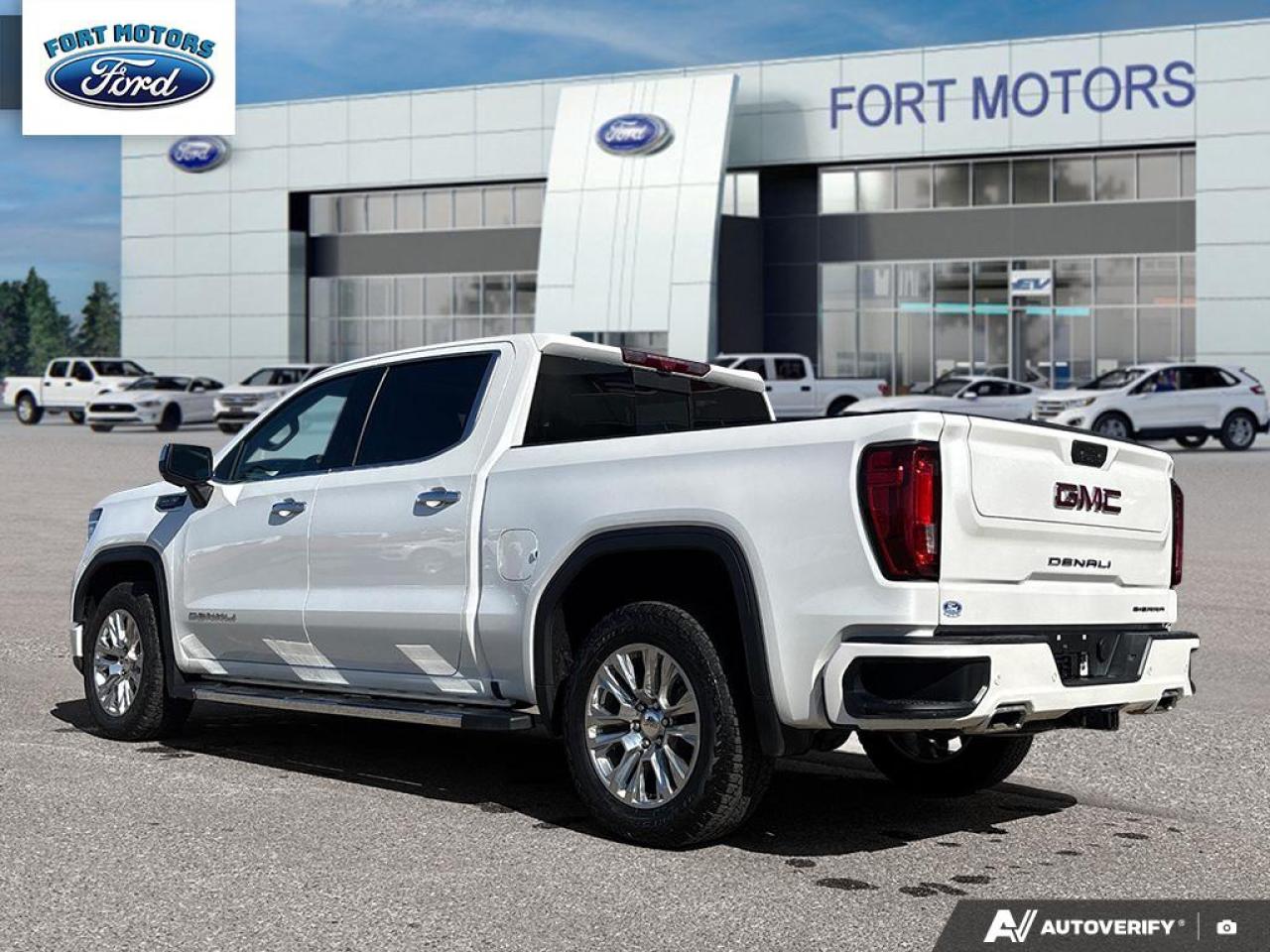 2022 GMC Sierra 1500 Denali Photo3