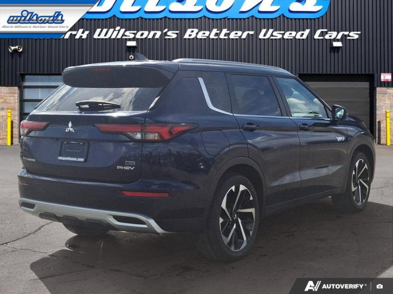 2024 Mitsubishi Outlander Plug-In Hybrid SEL AWC | 7 Pass | Leather | Pano Roof | Nav | 360 Camera | Adaptive Cruise | Heated Wheel + Seats | Photo4