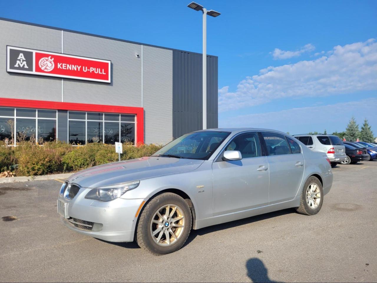 Used 2010 BMW 5 Series 528xi for sale in Ottawa, ON