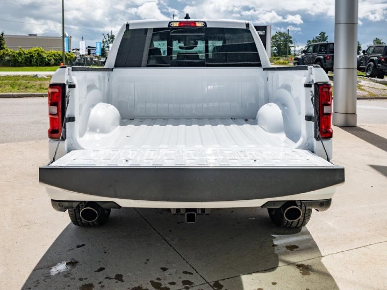 2025 RAM 1500 SPORT Photo