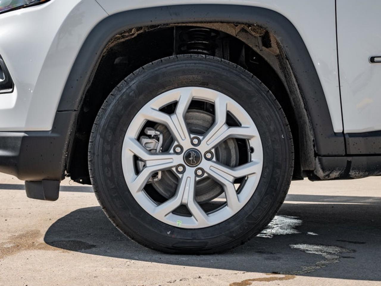 2026 Jeep Compass NORTH Photo