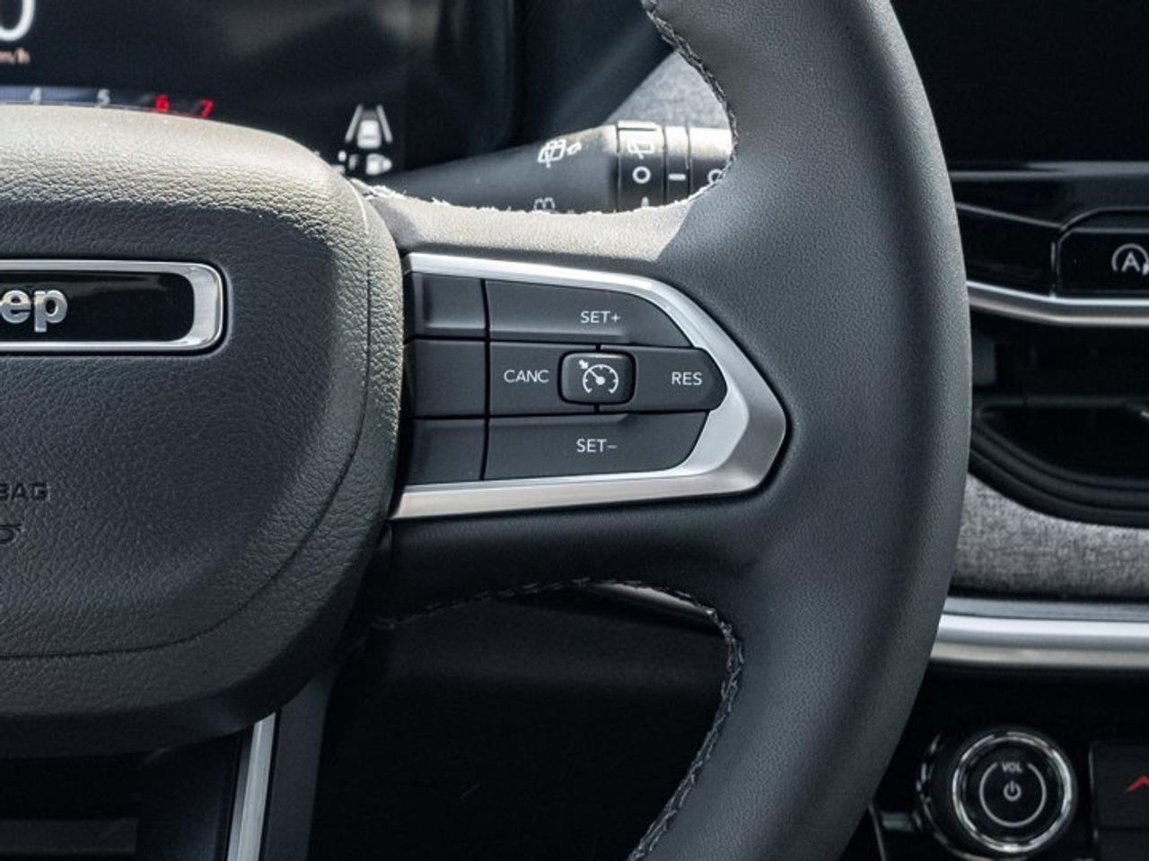 2026 Jeep Compass NORTH Photo