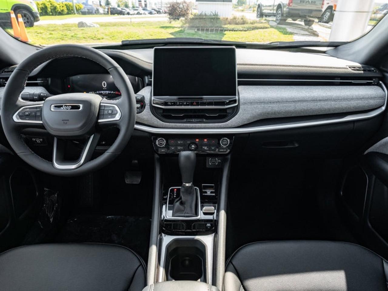 2026 Jeep Compass NORTH Photo