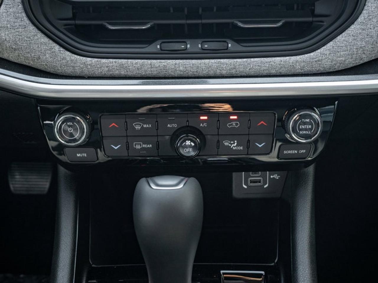 2026 Jeep Compass NORTH Photo