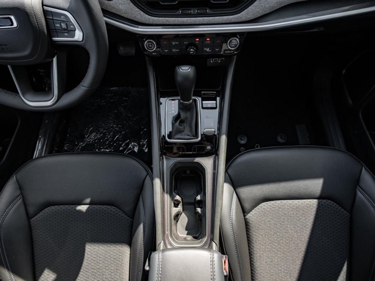 2026 Jeep Compass NORTH Photo