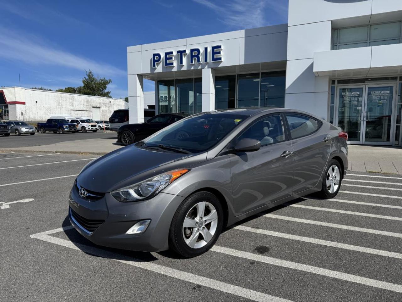 Used 2013 Hyundai Elantra GLS for sale in Kingston, ON