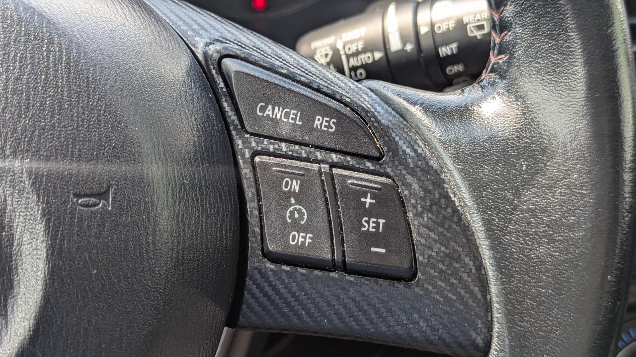 2014 Mazda MAZDA3 Hatchback 5dr HB Man i Touring - Photo #12