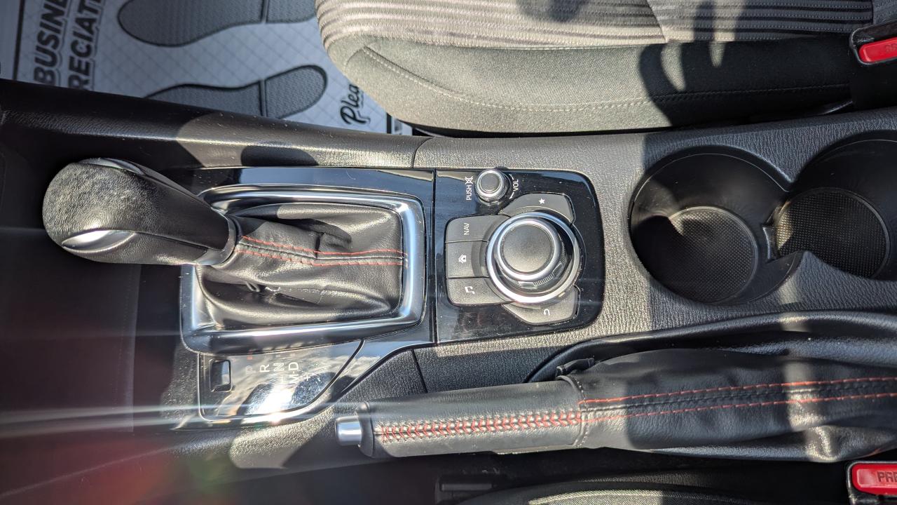 2014 Mazda MAZDA3 Hatchback 5dr HB Man i Touring - Photo #15
