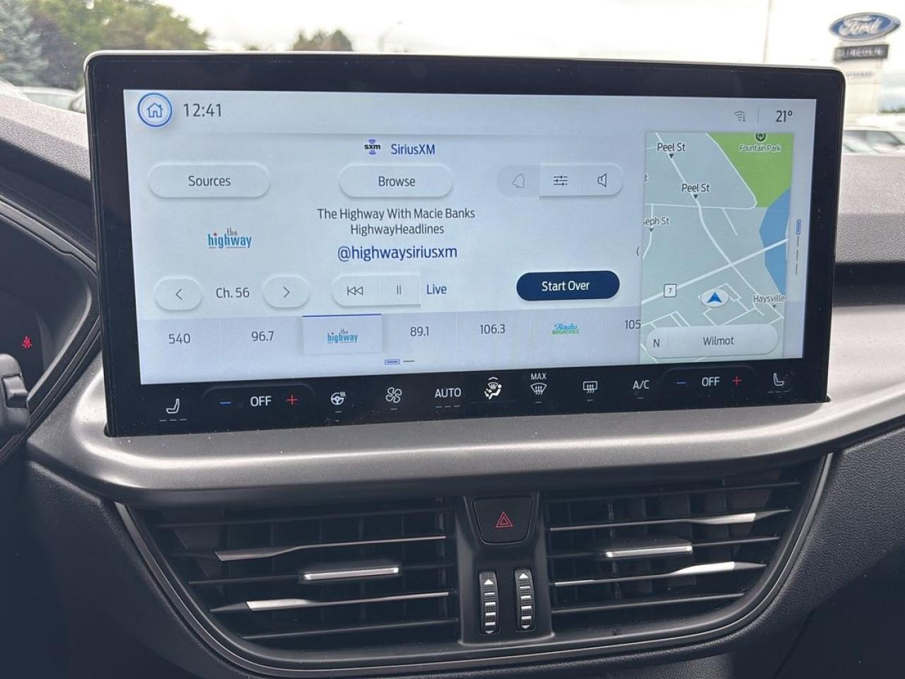 2025 Ford Escape Active Photo5