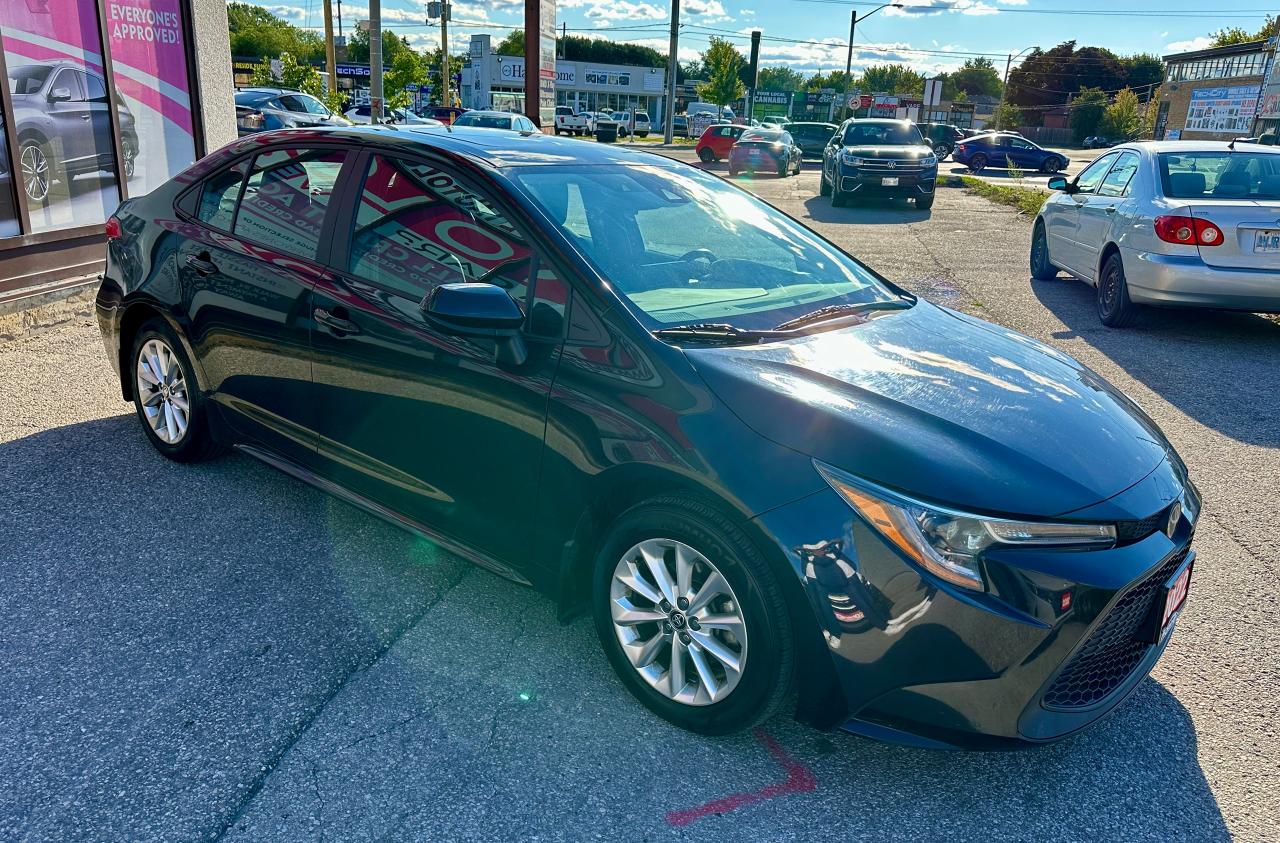 2022 Toyota Corolla LE UPGRADE | SUNROOF | ALLOYS | BACK UP CAMERA Photo3