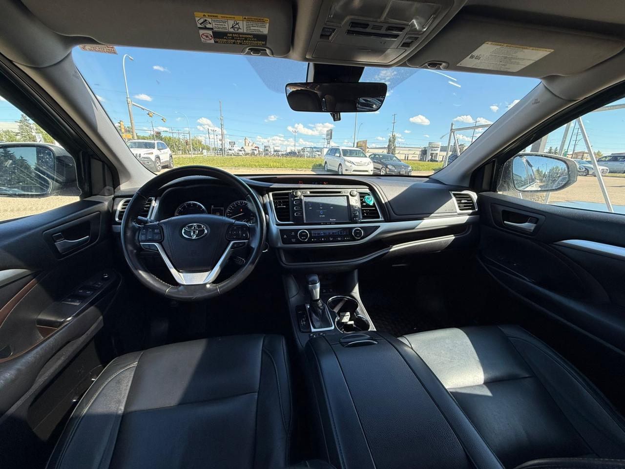 2018 Toyota Highlander AWD XLE | ALL CREDIT ACCEPTED!! - Photo #13