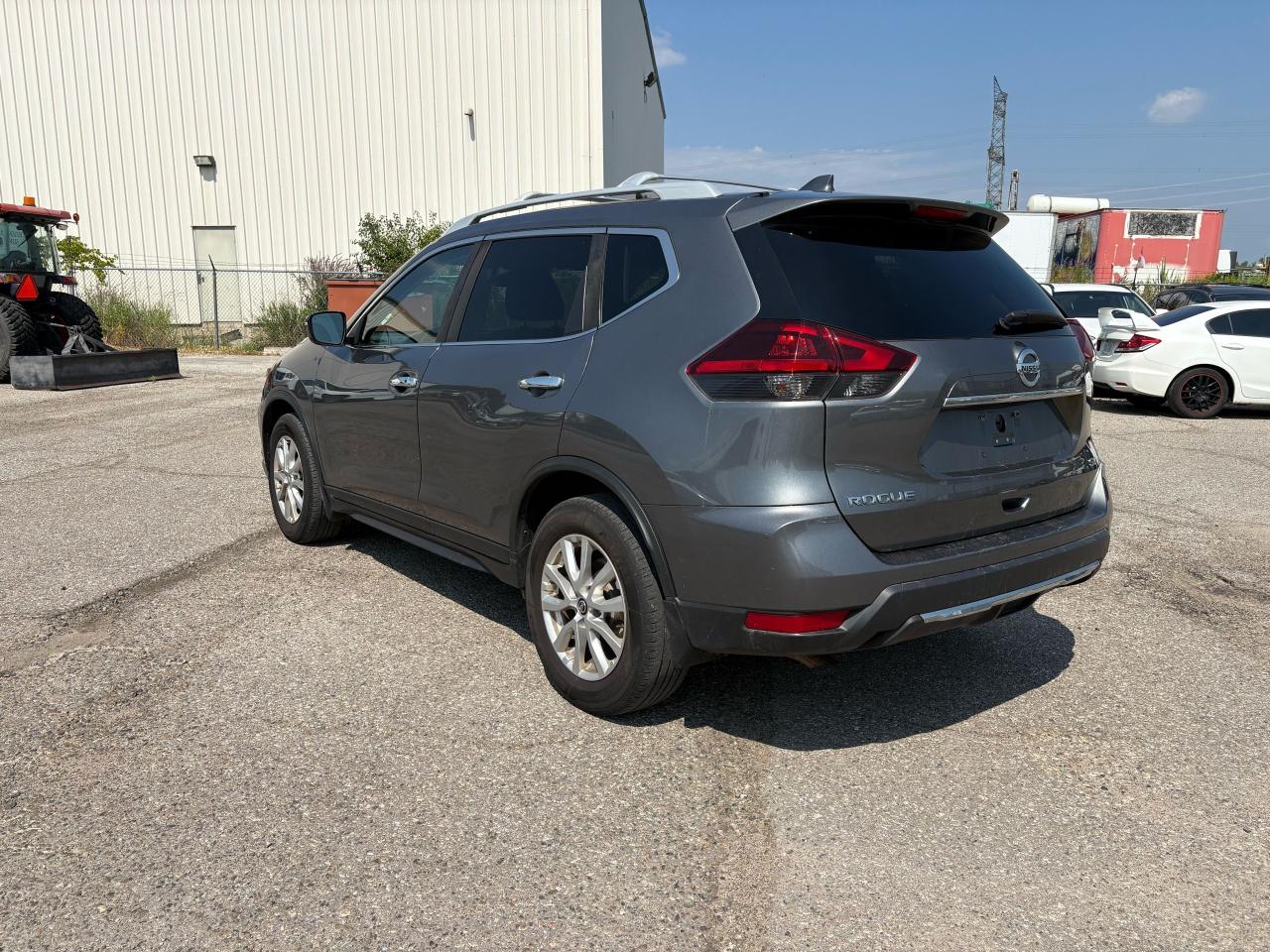 2018 Nissan Rogue S - Photo #6