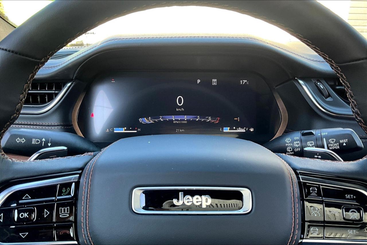 2025 Jeep Grand Cherokee SUMMIT | Lux Tech 5 | Adv Pro Tech 4 | Black Int Photo