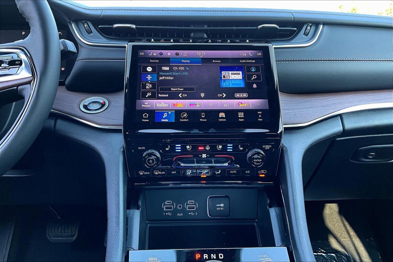 2025 Jeep Grand Cherokee SUMMIT | THIS PRICE & 0% FOR 72 MONTHS!!!!!!!! Photo