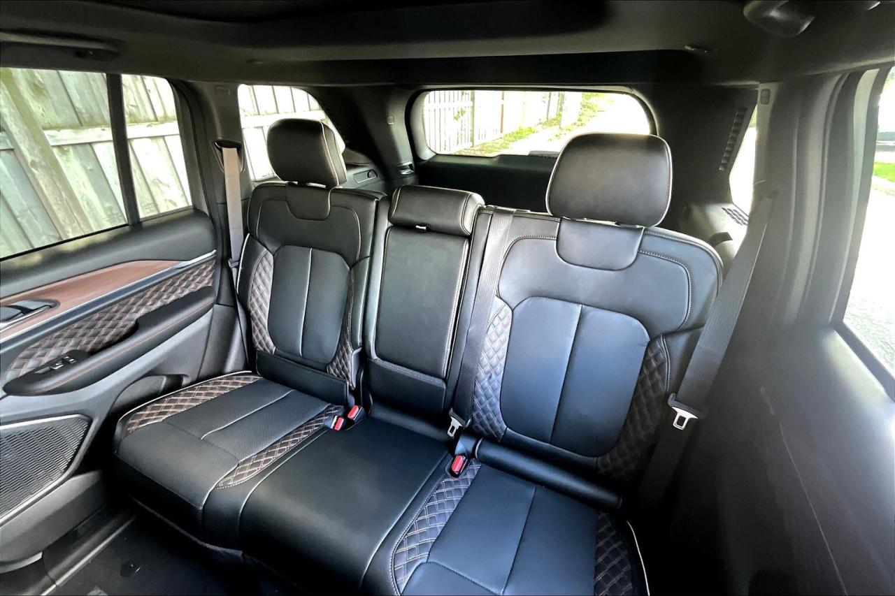 2025 Jeep Grand Cherokee SUMMIT | Lux Tech 5 | Adv Pro Tech 4 | Black Int Photo