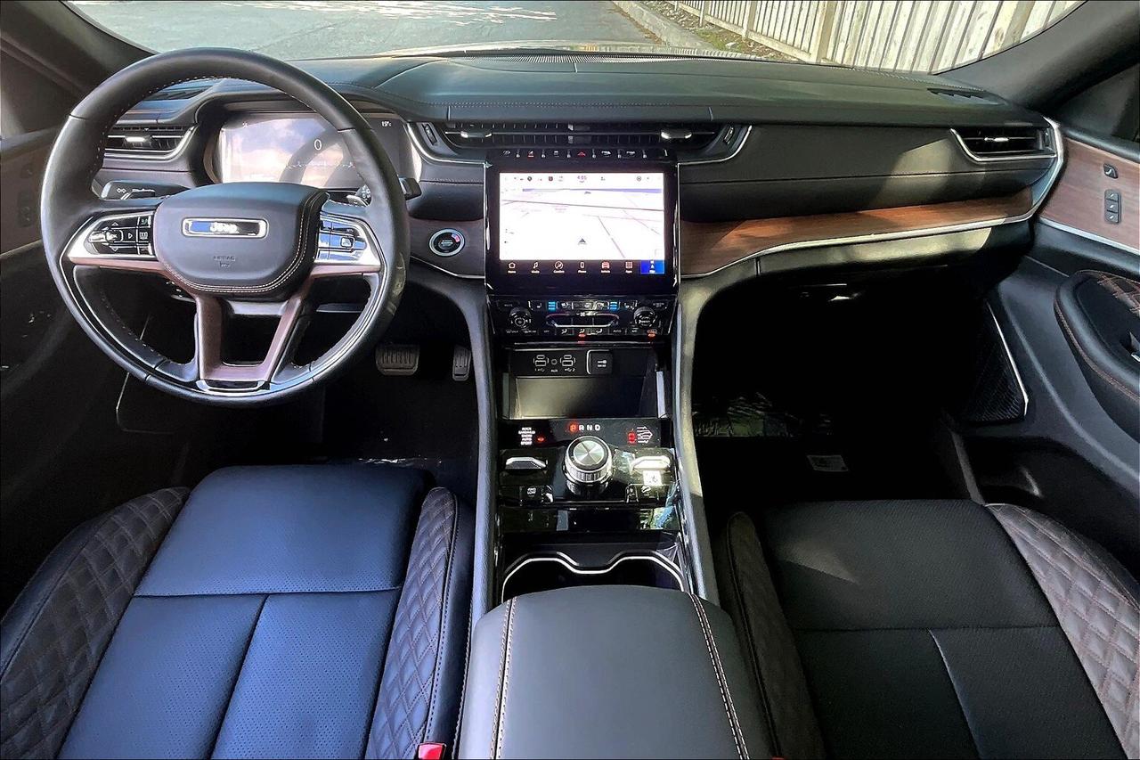 2025 Jeep Grand Cherokee SUMMIT | THIS PRICE & 0% FOR 72 MONTHS!!!!!!!! Photo