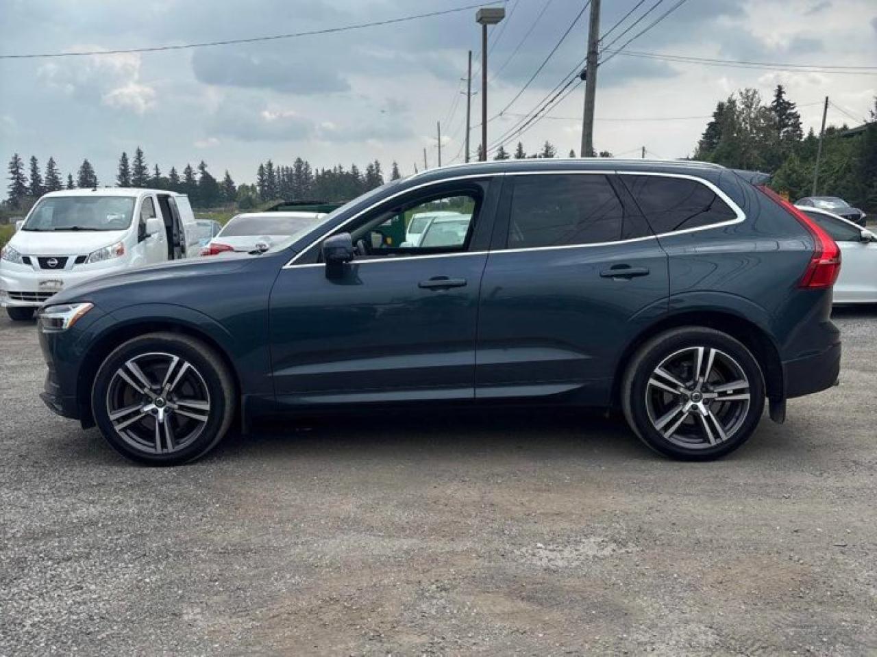 Used 2021 Volvo XC60 Momentum AWD | 20