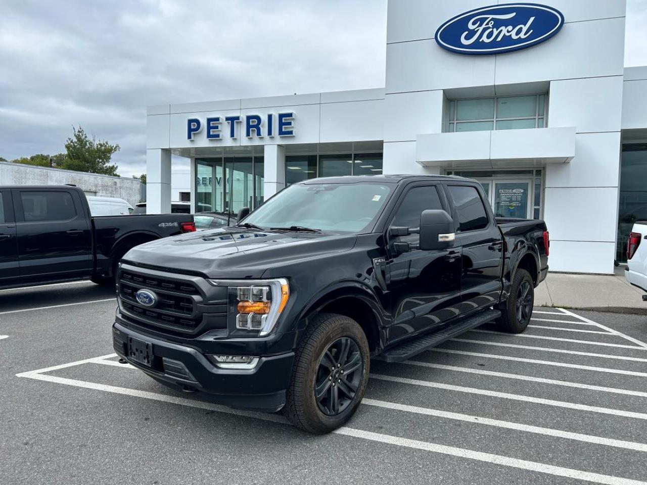 Used 2022 Ford F-150 XLT for sale in Kingston, ON