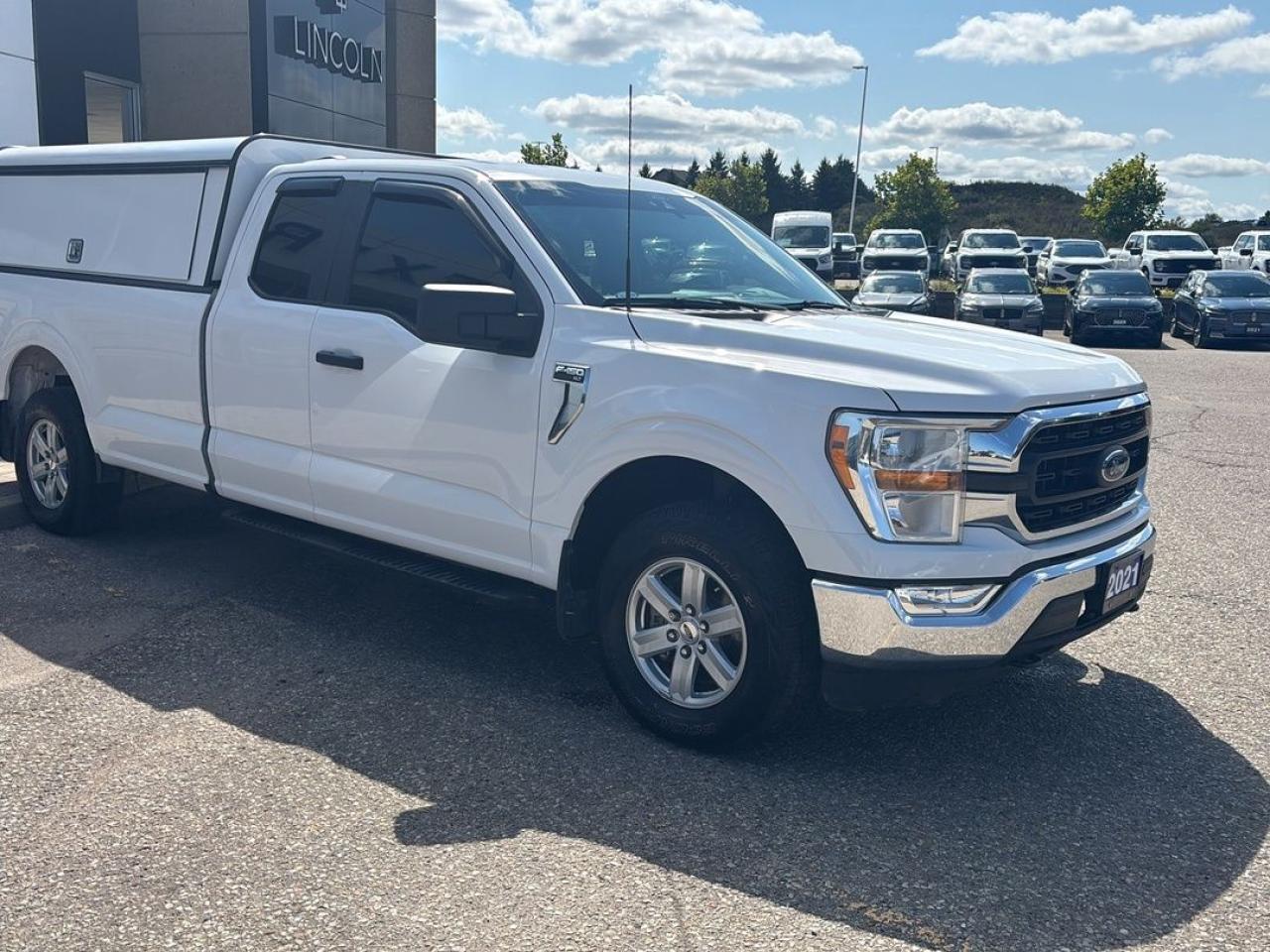 2021 Ford F-150 XLT Photo2