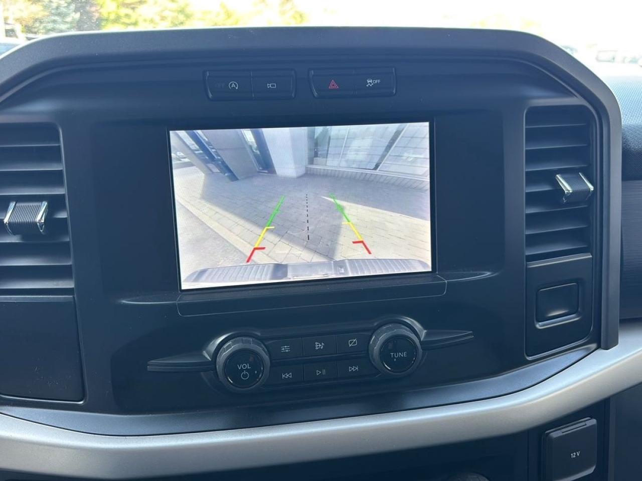 2021 Ford F-150 XLT Photo5