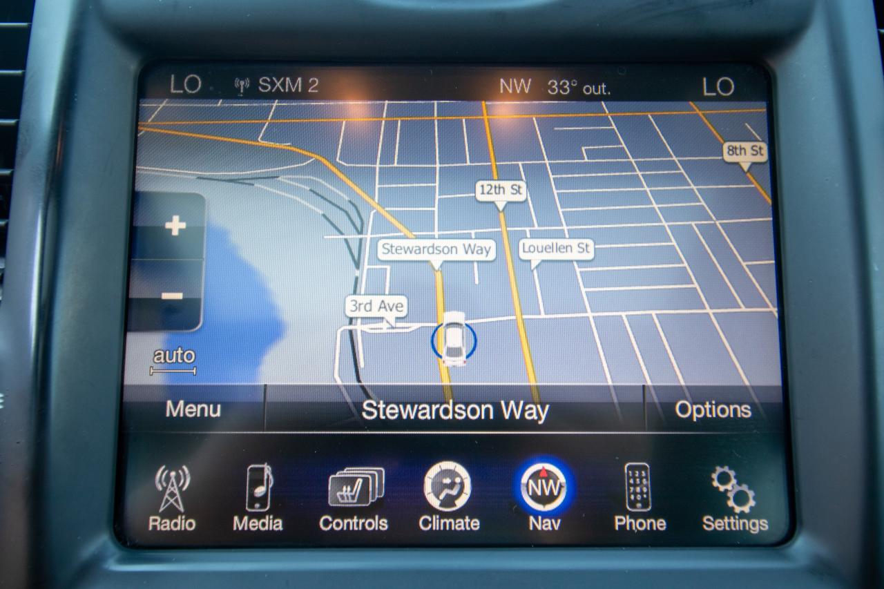 2015 Chrysler 300 300S Photo5