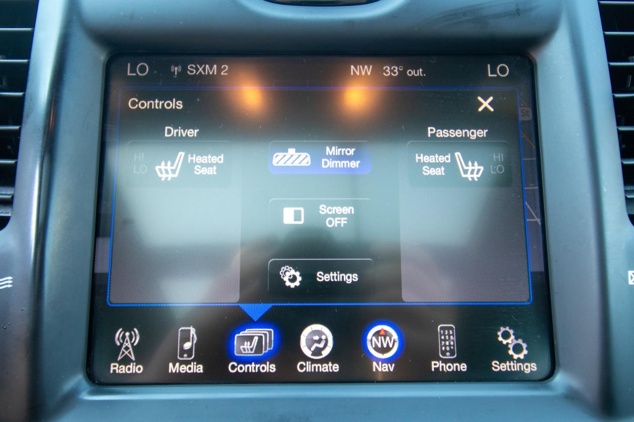 2015 Chrysler 300 300S Photo5